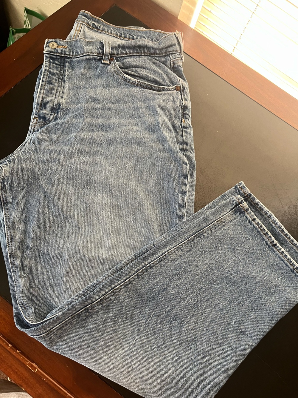 Old Navy Light Blue Straight-Leg Jeans